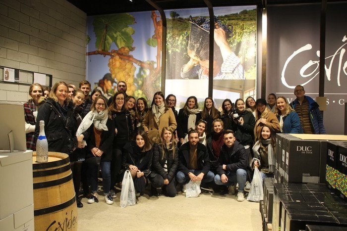 Estudiantes de Master visitan la bodega Covides